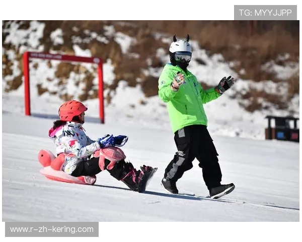 冰雪梦想静安绽放,滑雪少年竞逐赛道!静安区第三届运动会滑雪比赛成功举办 冰雪梦想静安绽放,滑雪少年竞逐赛道!静安区第三届运动会滑雪比赛成功举办