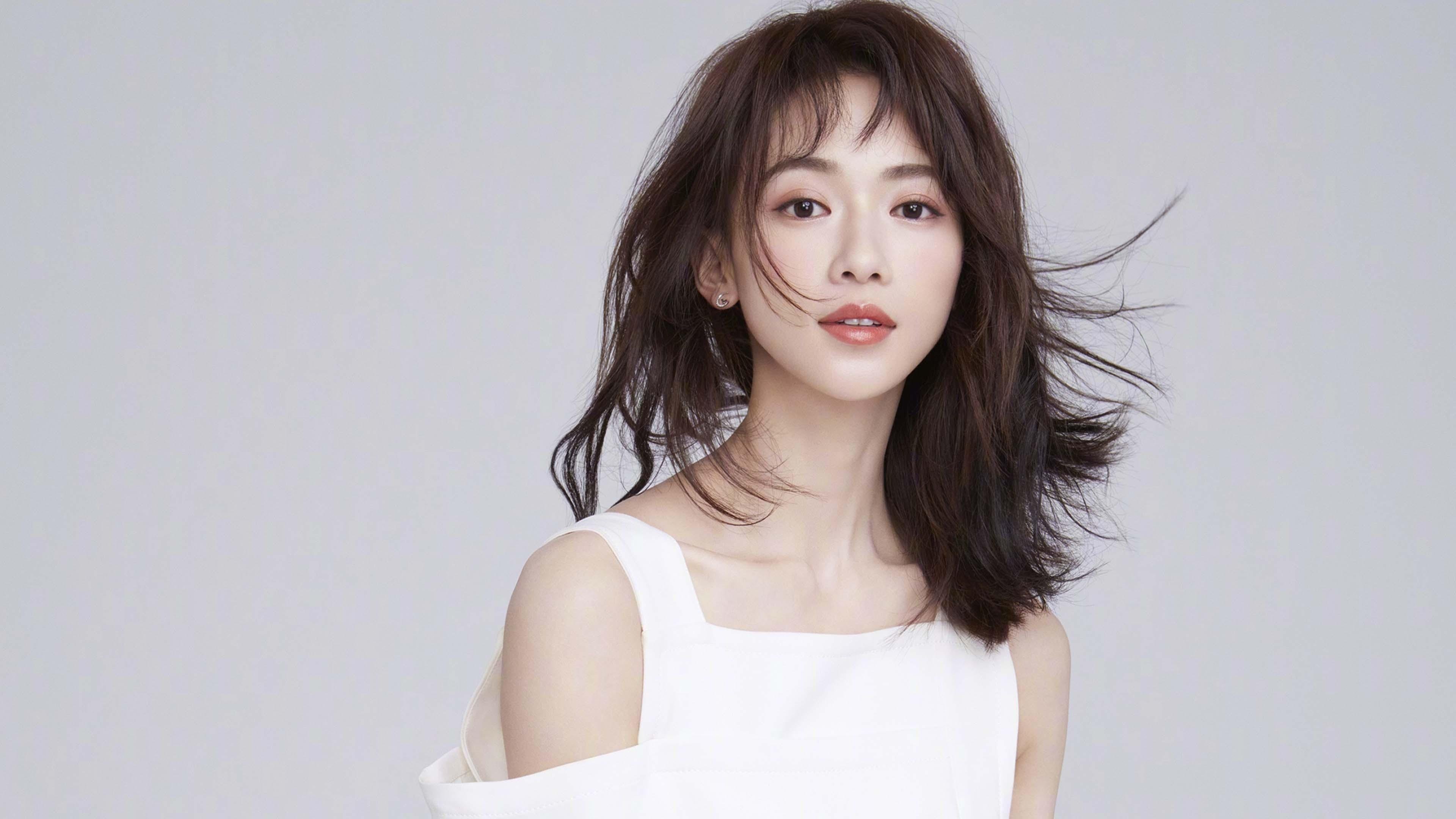 体育教学中增强现实与虚拟现实融合应用，结合教学实践谈谈示范在体育教学中的运用