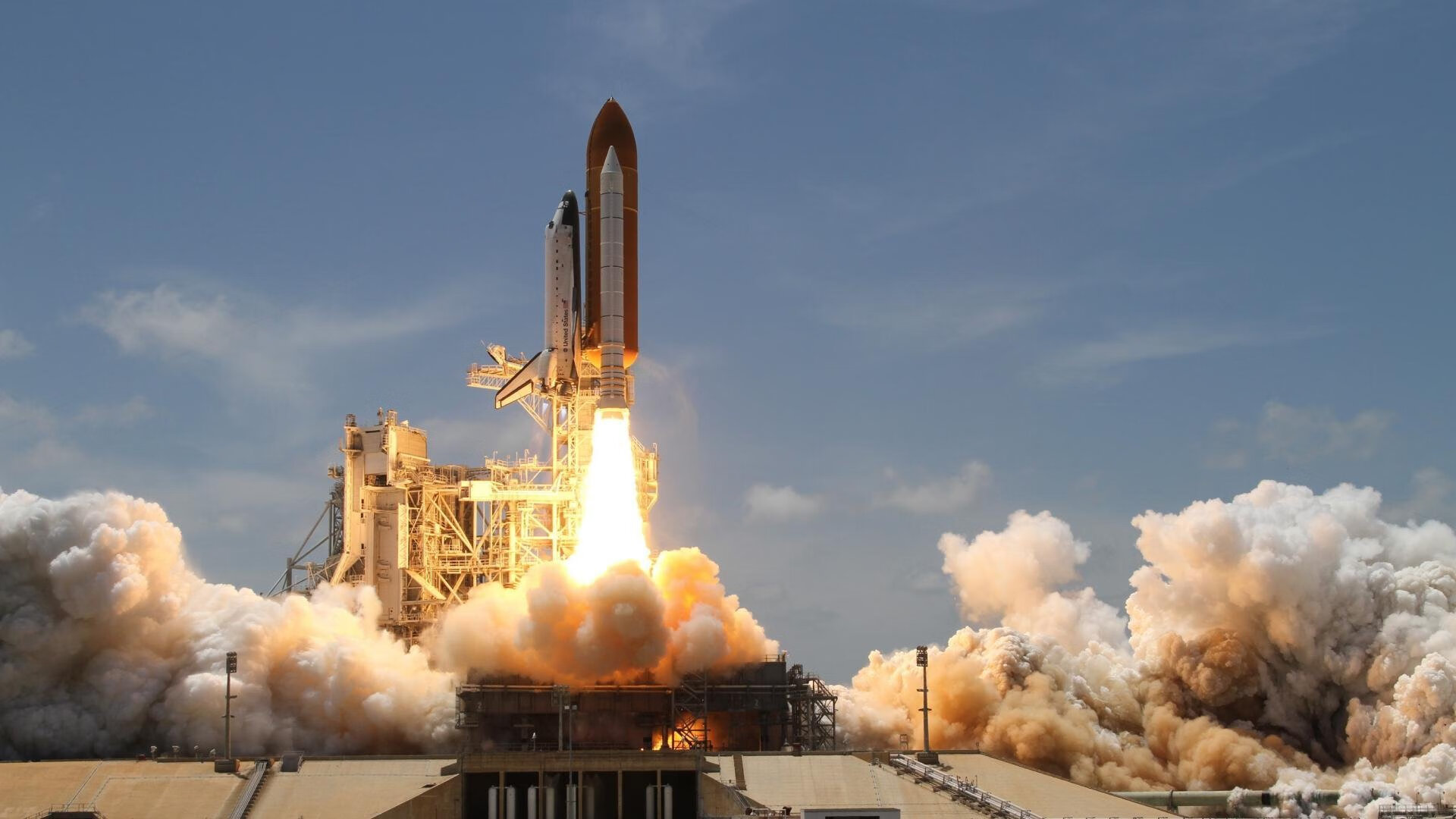 开云官方网站-“六人制袋棍球赛场：东部新区展现极限速度与灵活性”