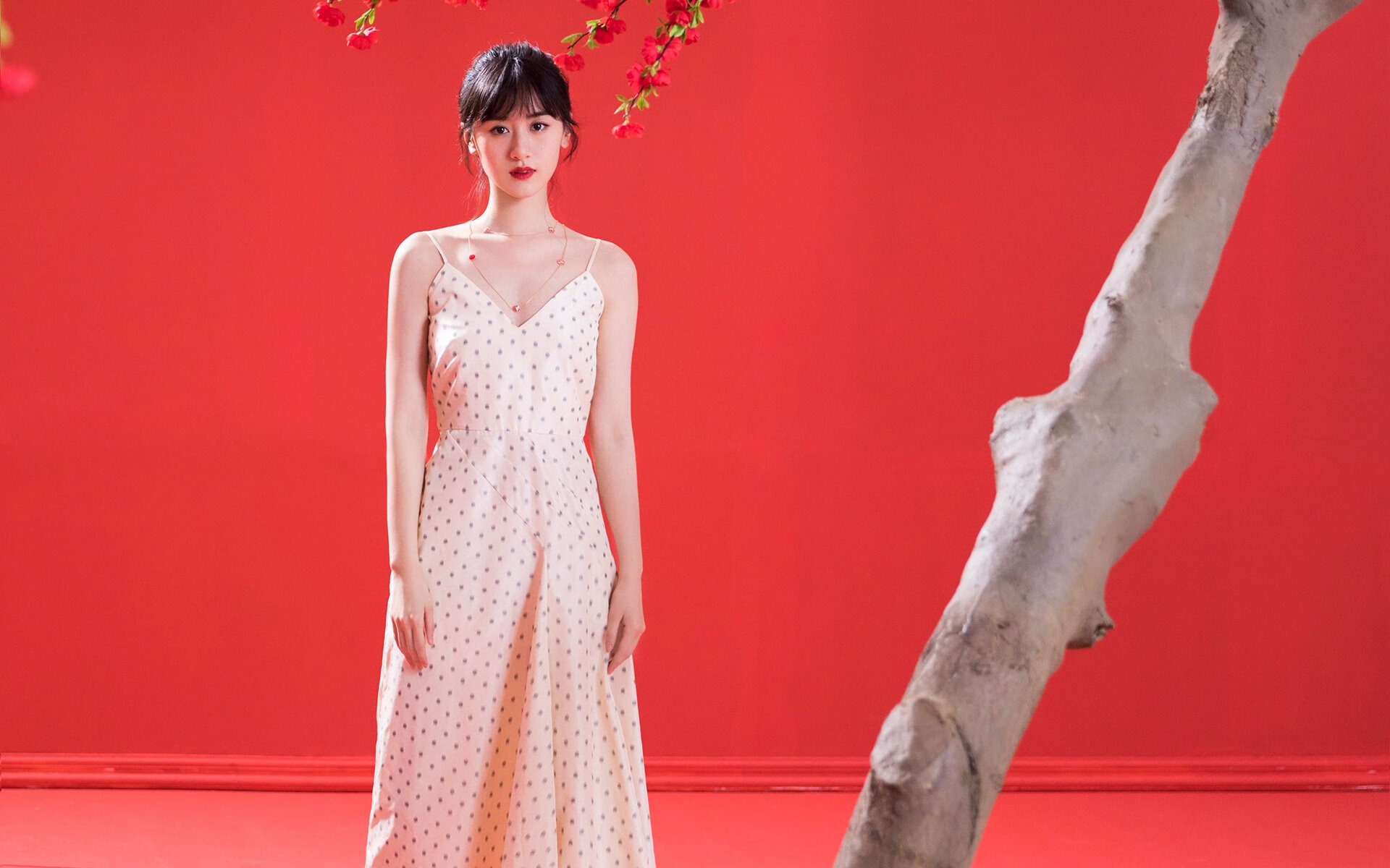 “华金·托比利亚的精准铲球与强硬拼搏,为美洲狮队提供坚强防守保障”