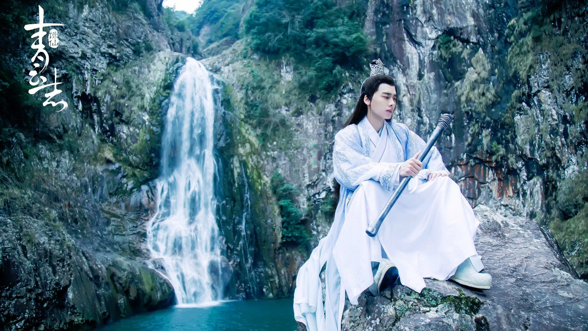 开云kaiyun-足球慈善义赛筹款破纪录，社会反响热烈，足球捐赠