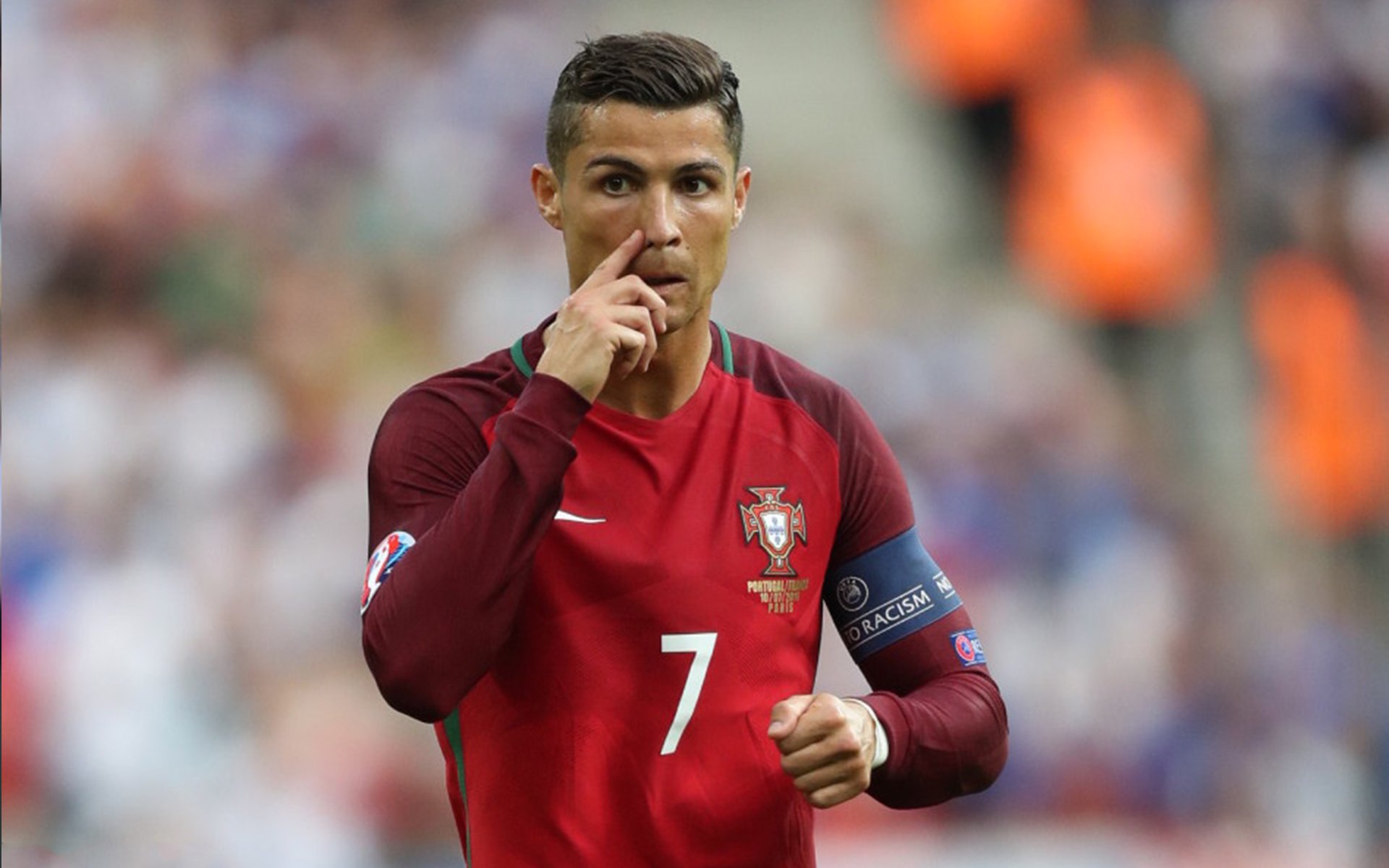 世界杯十六强：巴西4比0轻取非洲队 轮换阵容依旧全场压制